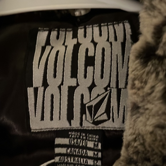 Plaid VOLCON FUR TRIM JACKET NEW CUTE CUTE POCKETS ON FRONT. - Picture 4 of 5